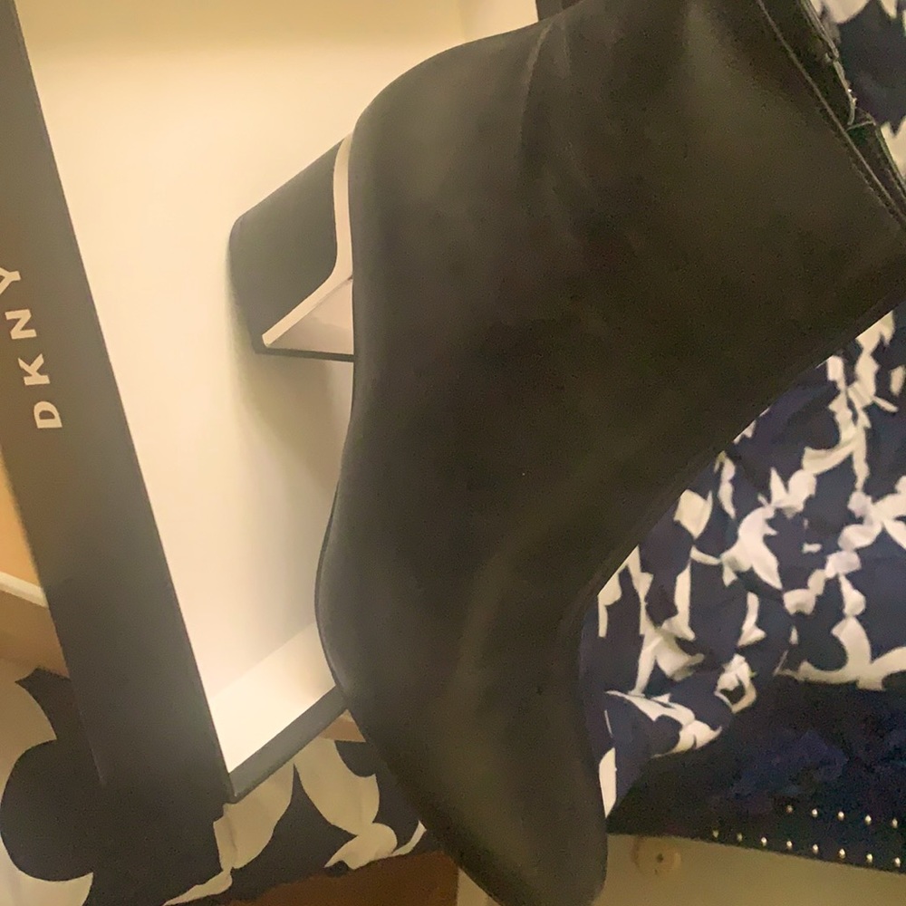 Brand new shoes by DKNY